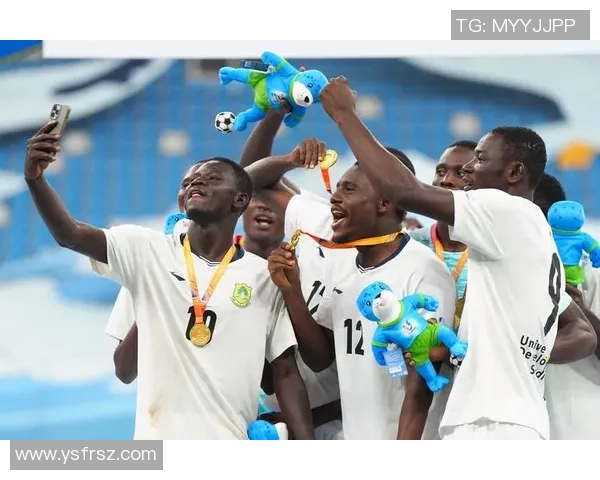 加纳足球历史上十位最具影响力球星的精彩回顾与排名分析